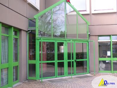Menuiserie aluminium DELTREIL - Hall d'entrée vitré